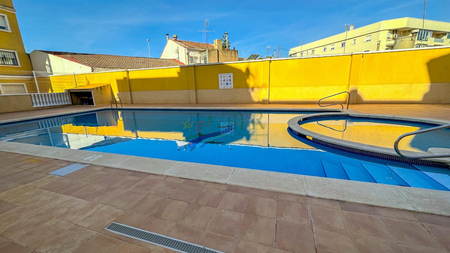For sale of apartment in Almoradí