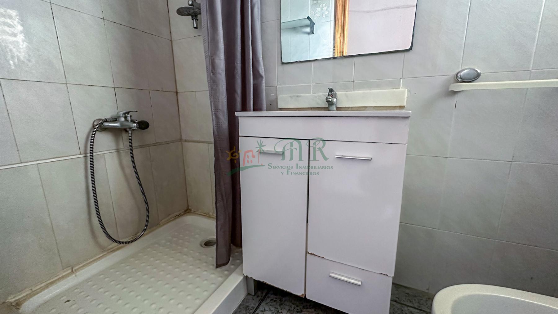 For sale of flat in Aspe