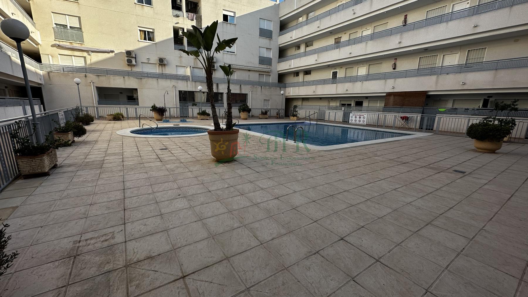 For sale of apartment in Almoradí