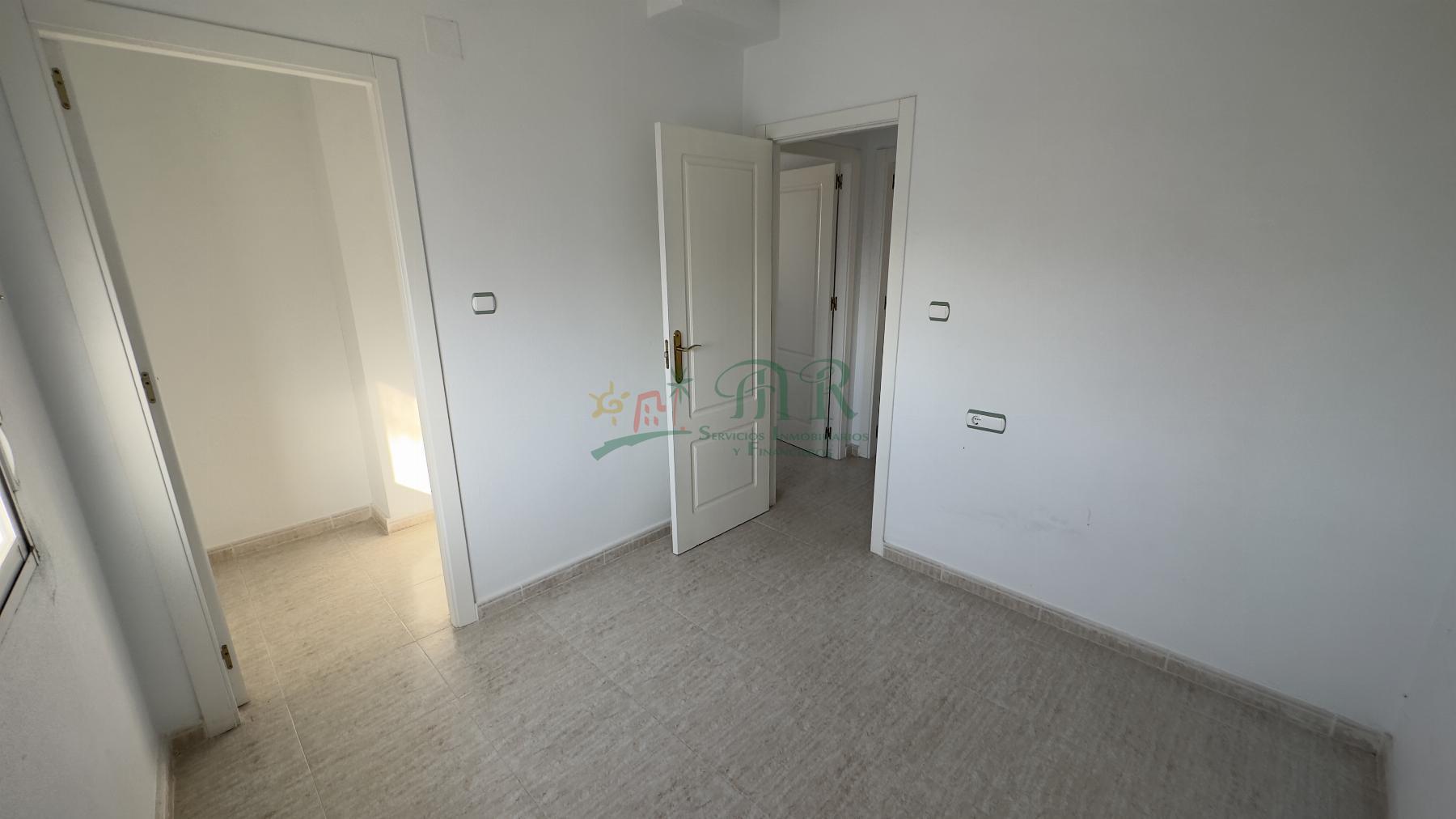 For sale of apartment in Almoradí