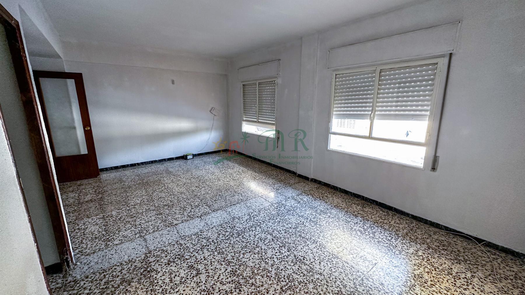 For sale of flat in Almoradí