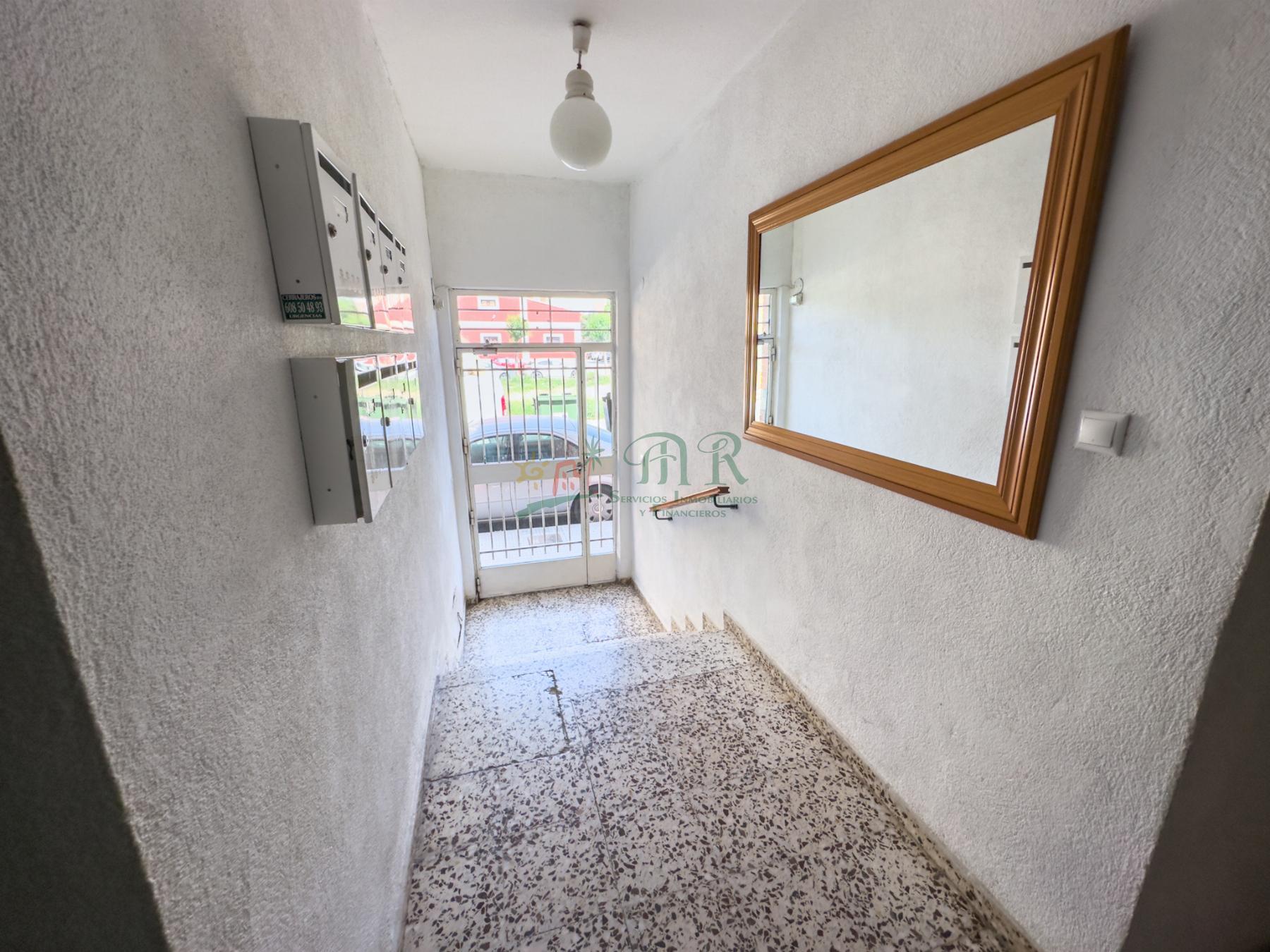 For sale of flat in Almoradí