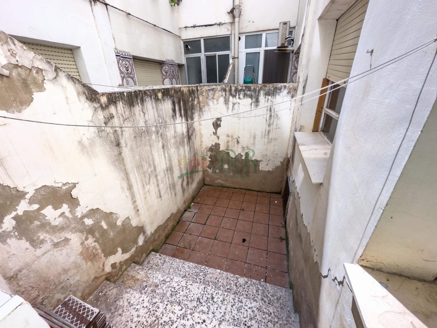 For sale of flat in Almoradí