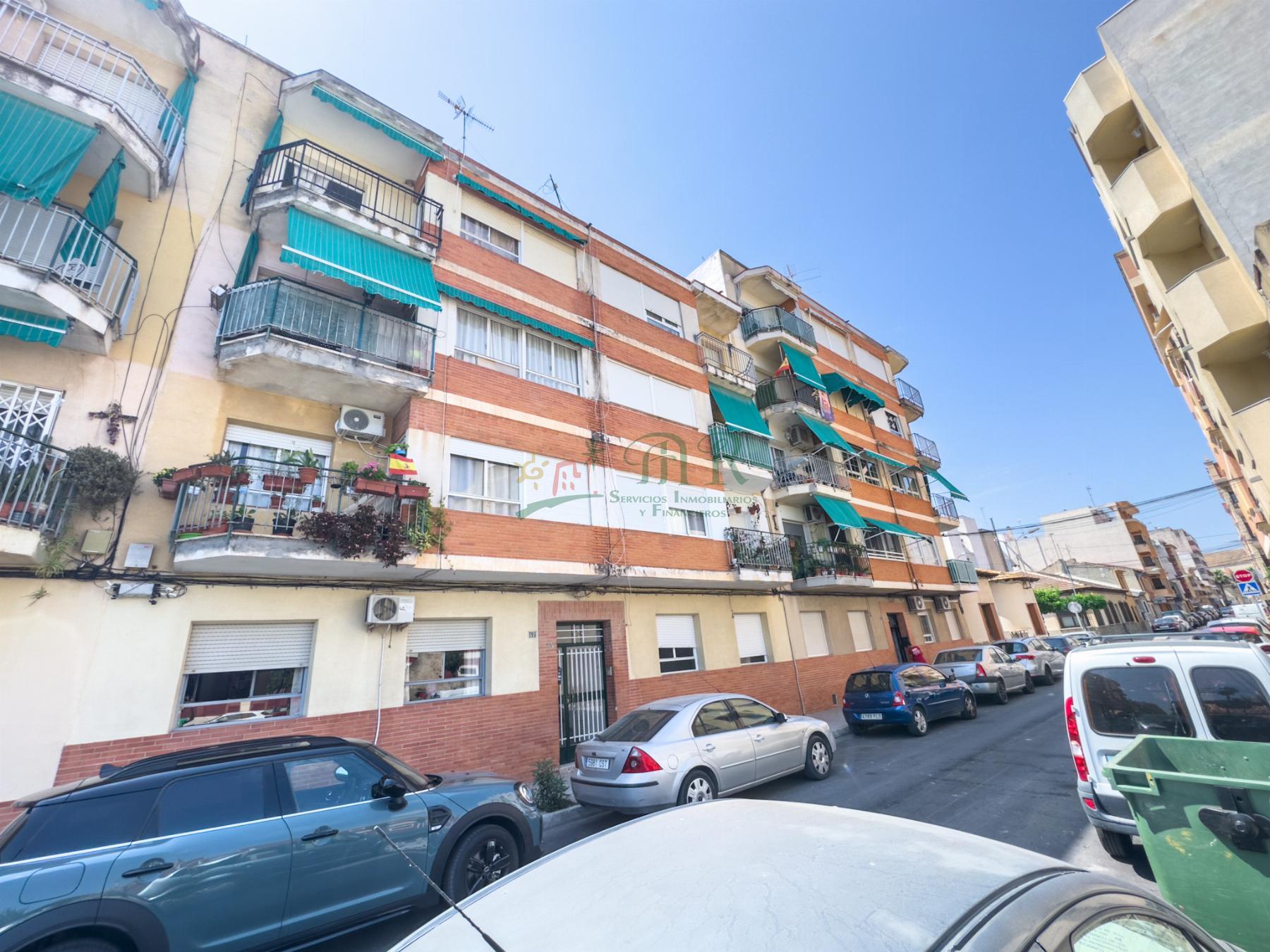 For sale of flat in Almoradí