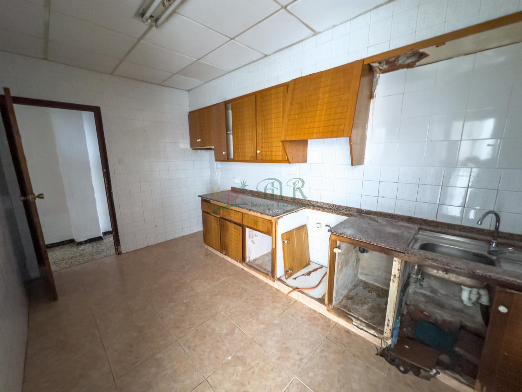 For sale of flat in Almoradí