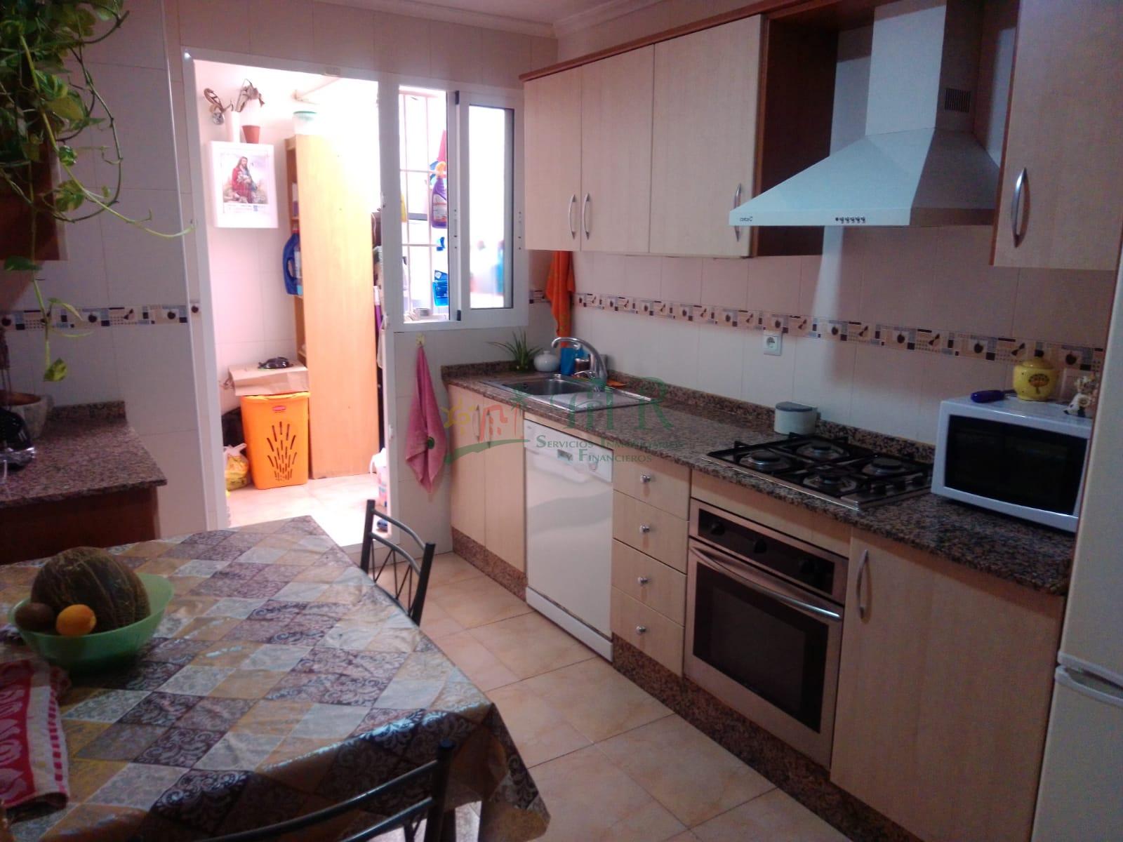 For sale of flat in Rafal