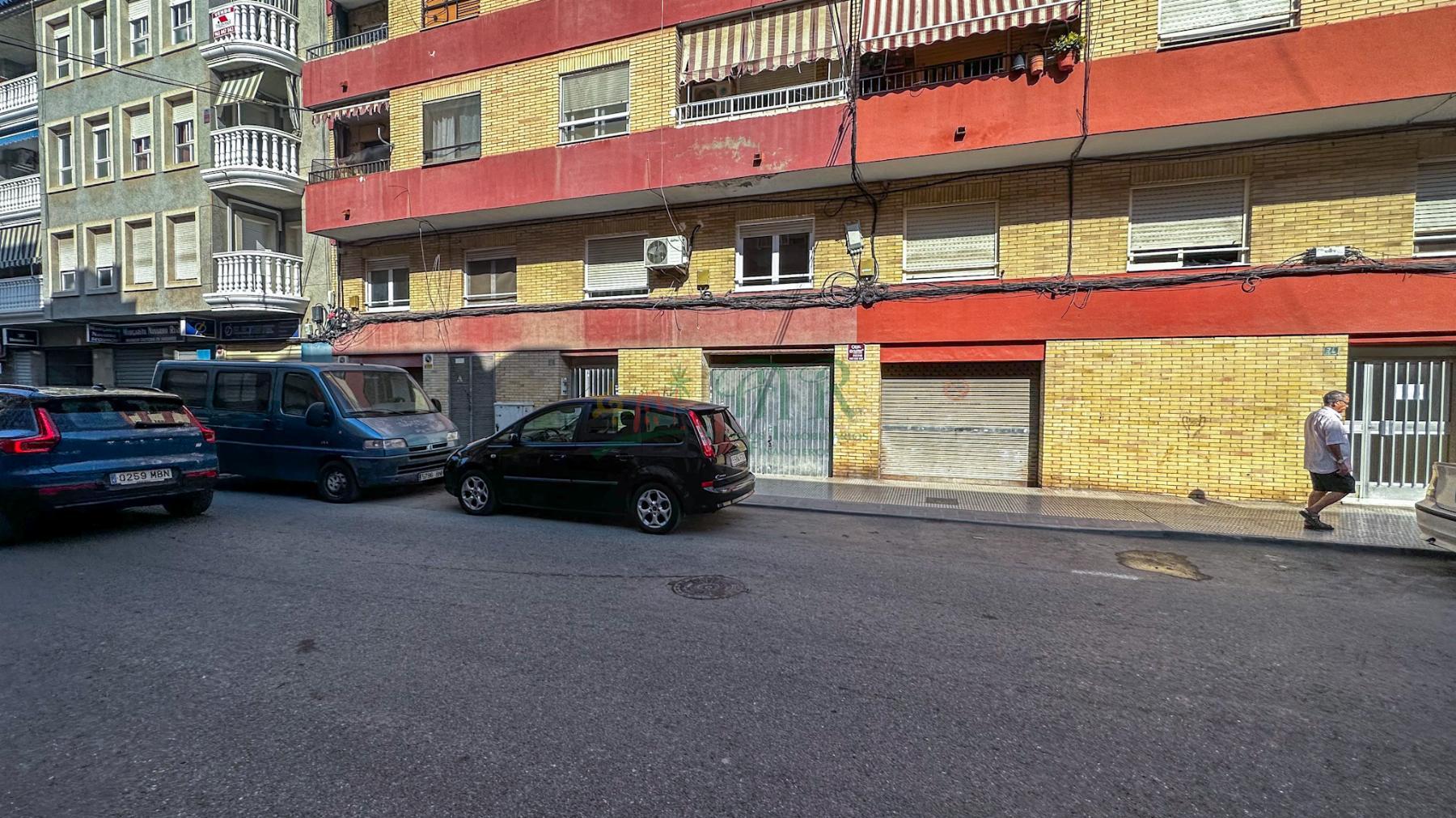 For sale of commercial in Almoradí