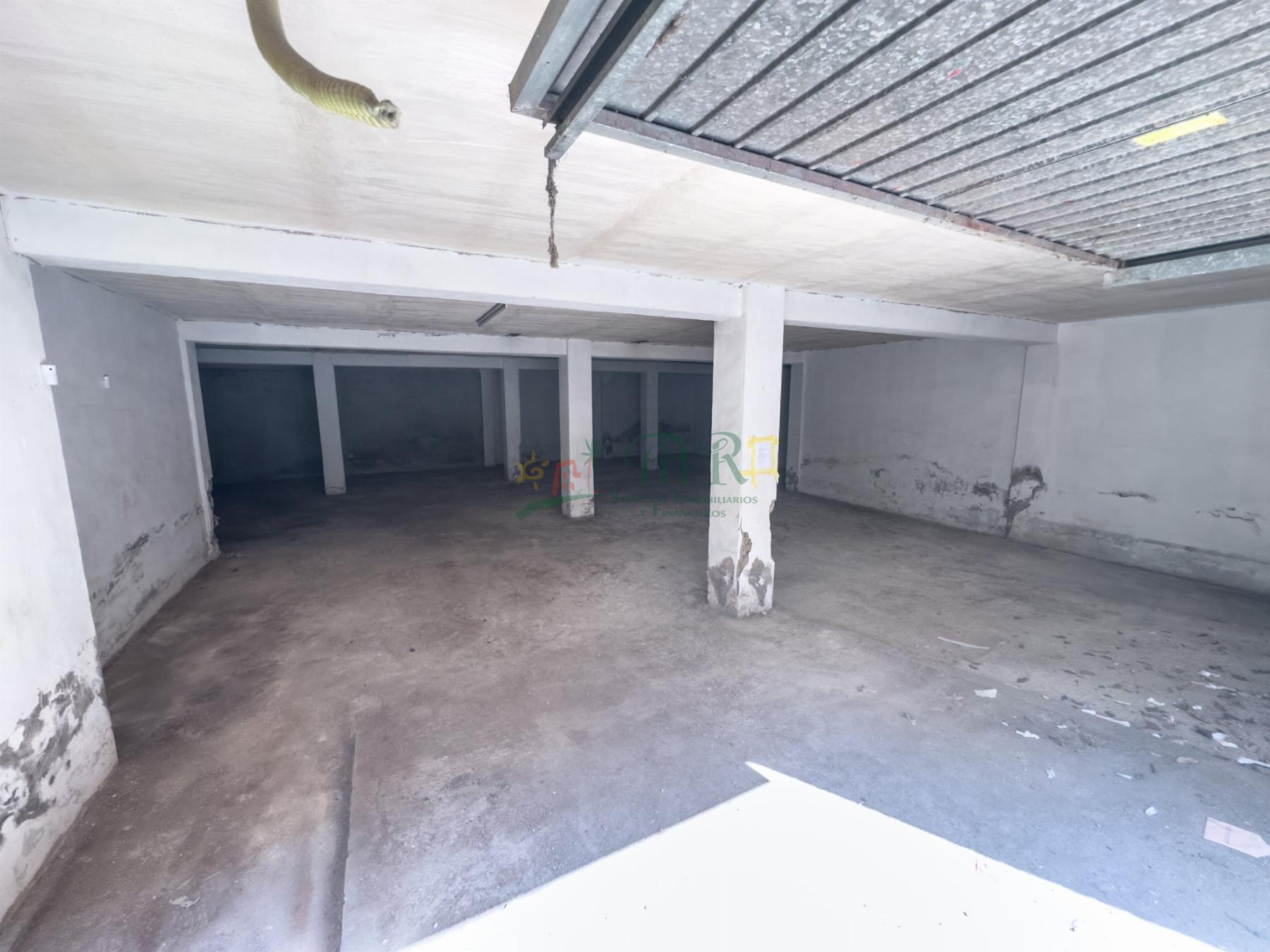 For sale of commercial in Almoradí