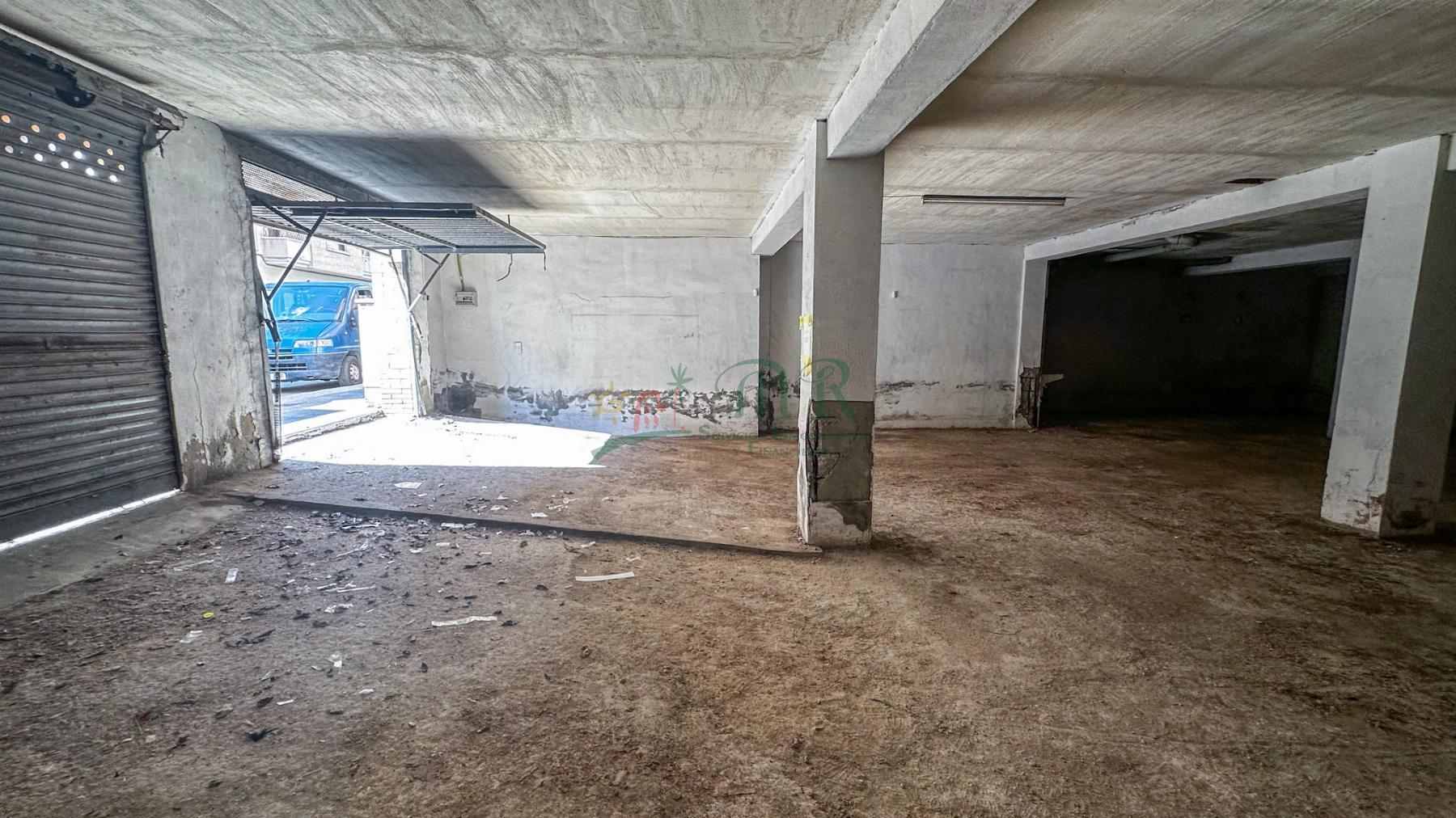For sale of commercial in Almoradí