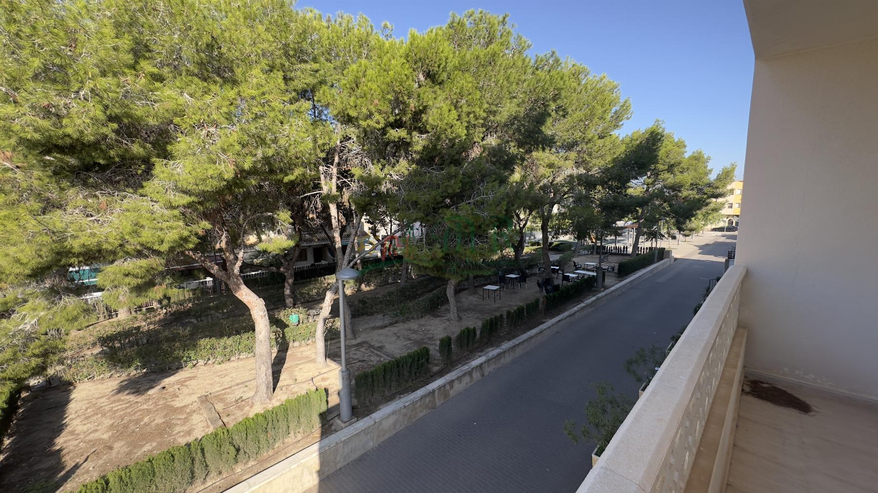 For sale of flat in Benijófar
