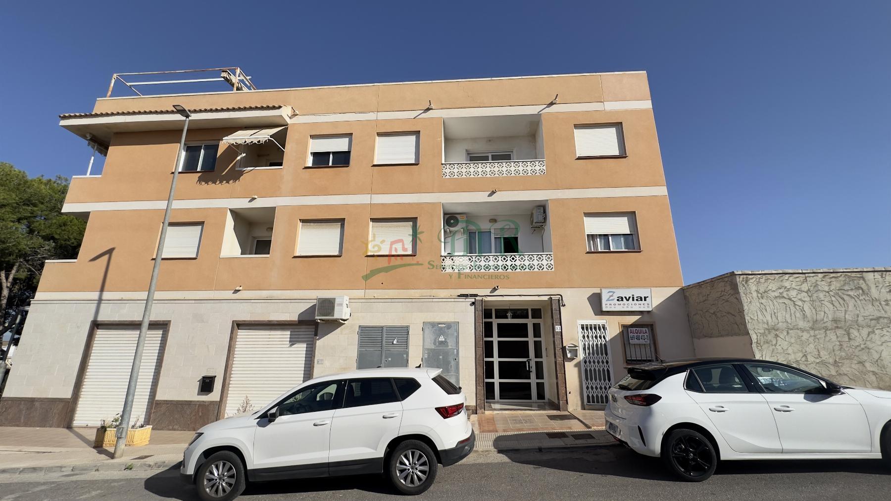 For sale of flat in Benijófar