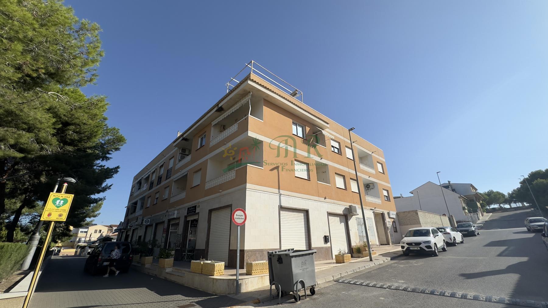 For sale of flat in Benijófar