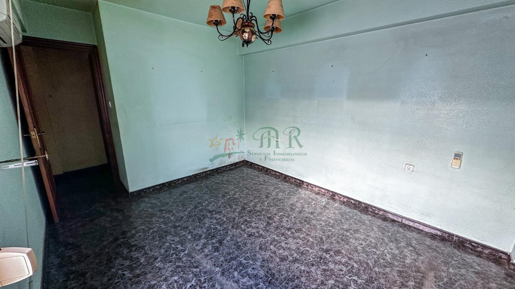 For sale of flat in Elda
