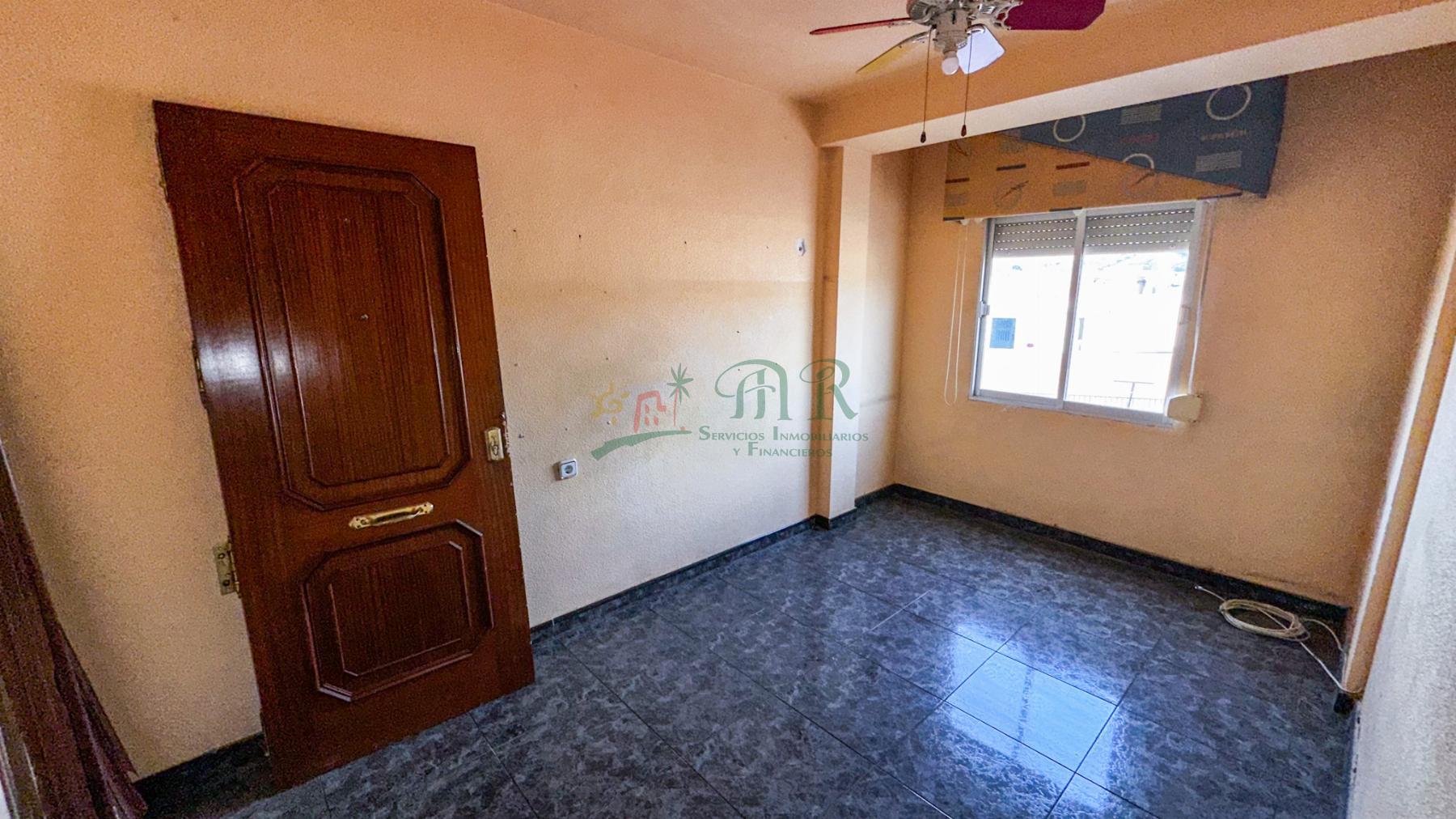 For sale of flat in Elda