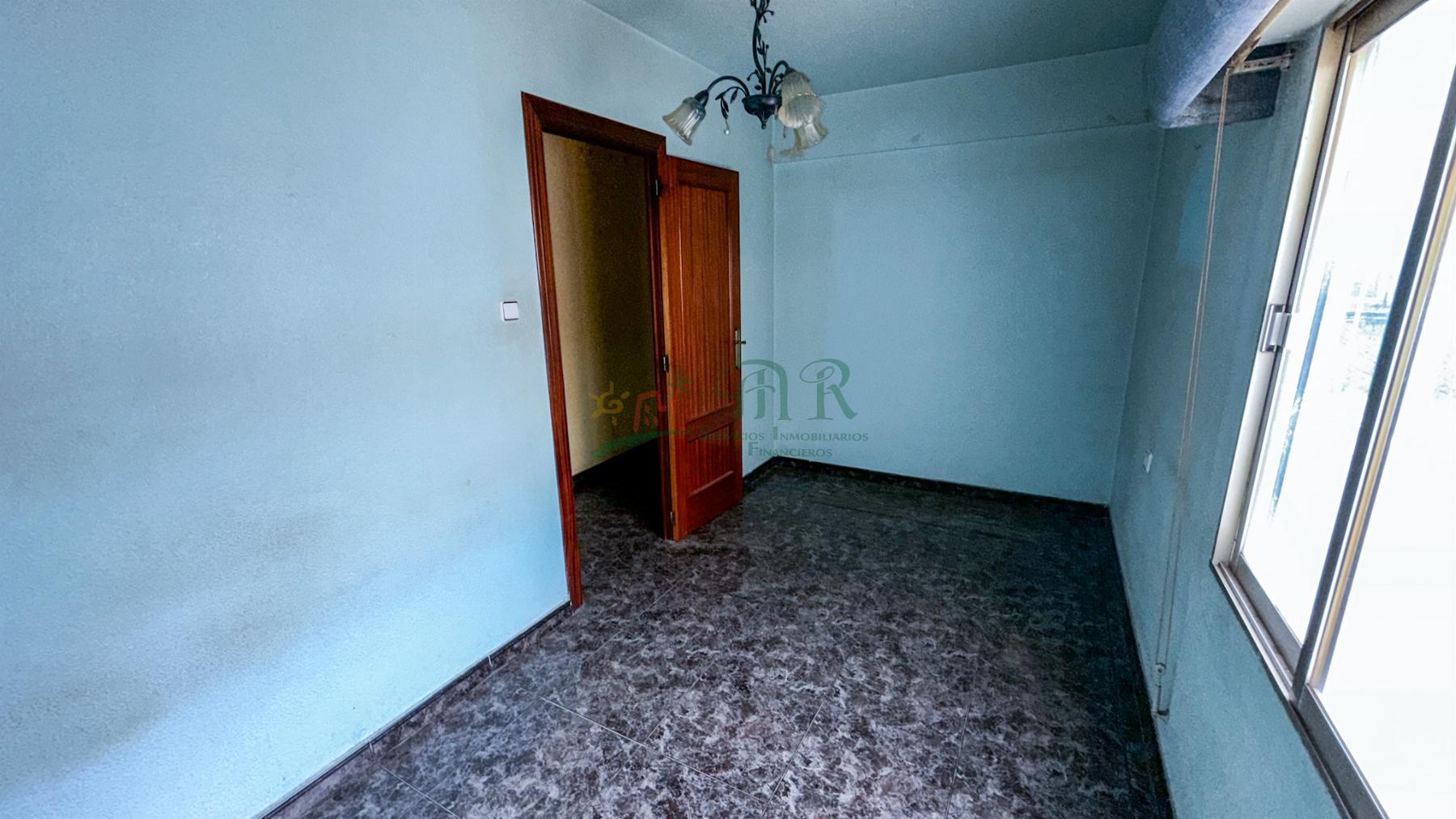 For sale of flat in Elda
