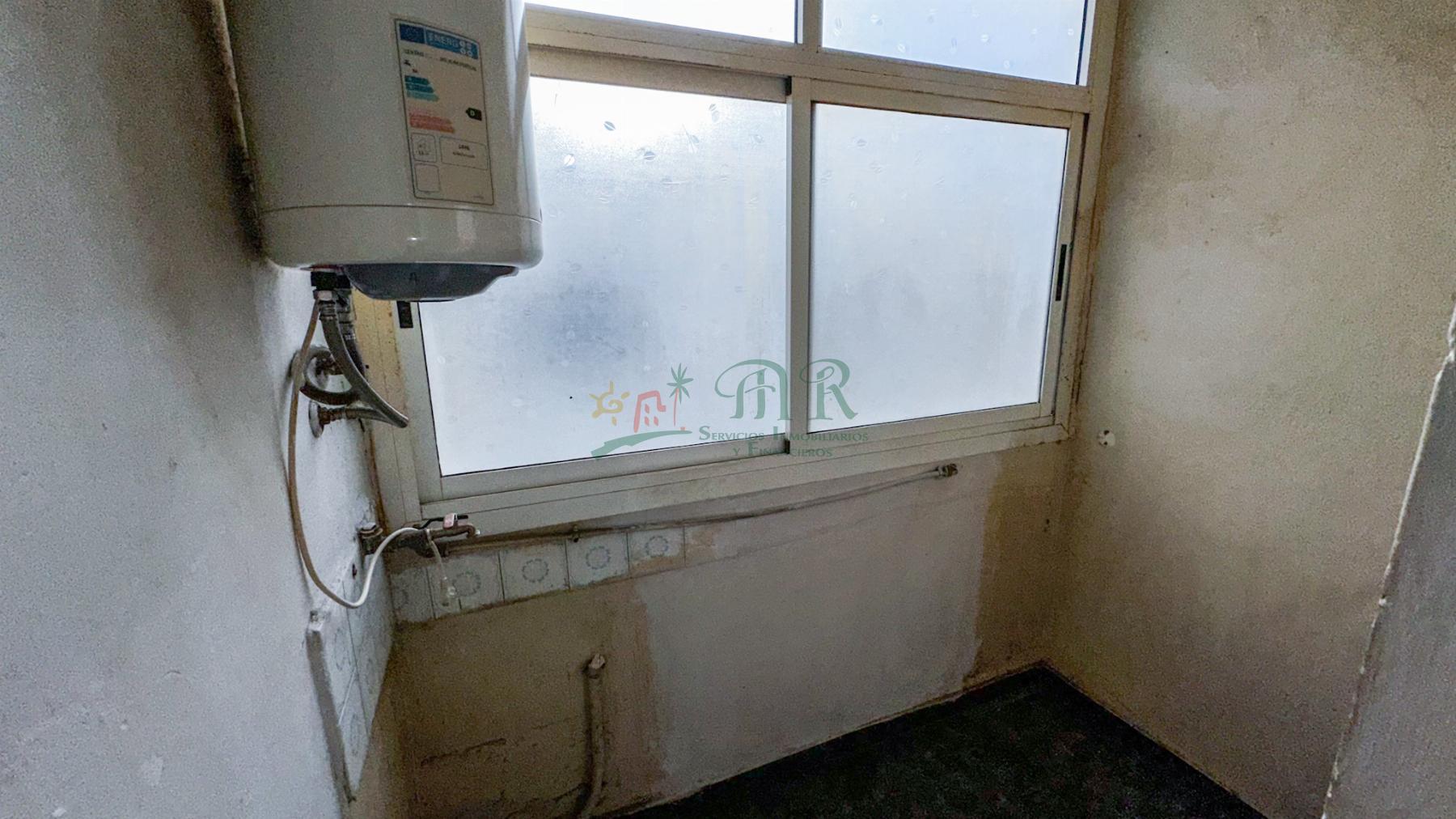 For sale of flat in Elda