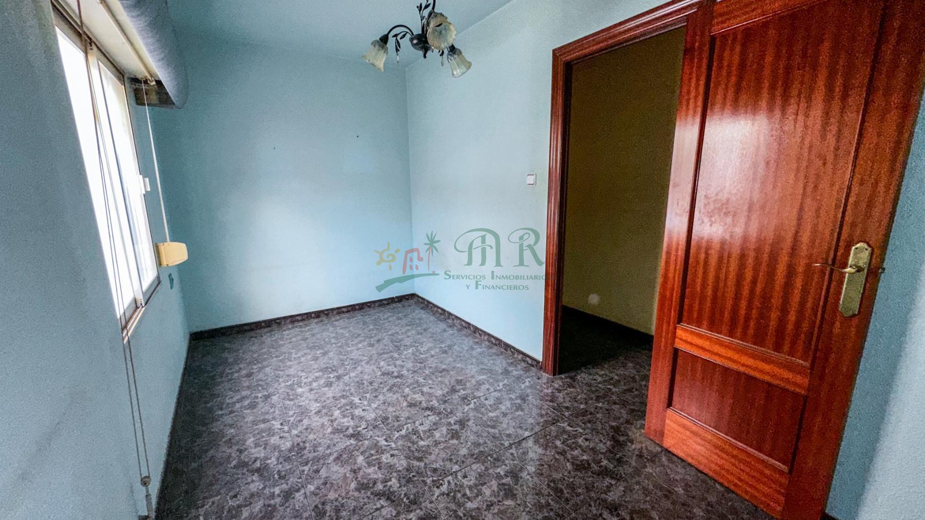 For sale of flat in Elda