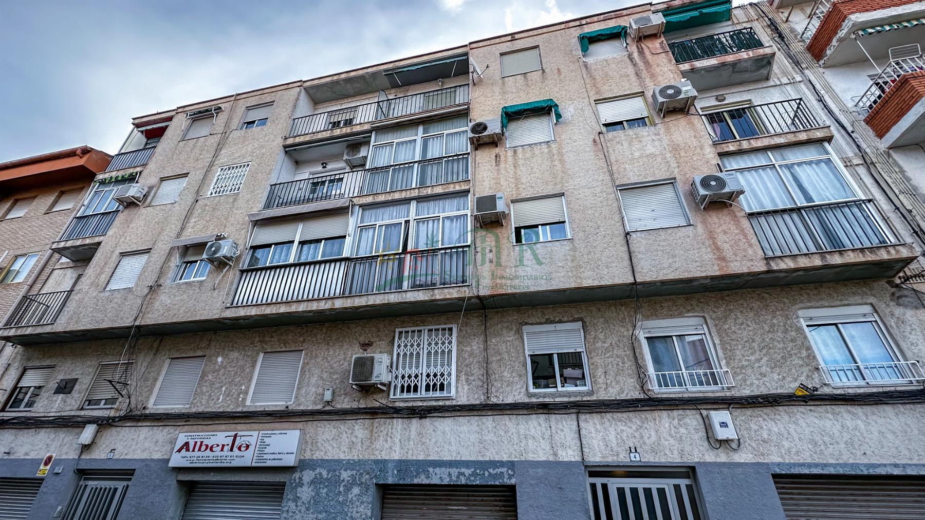 For sale of flat in Elda
