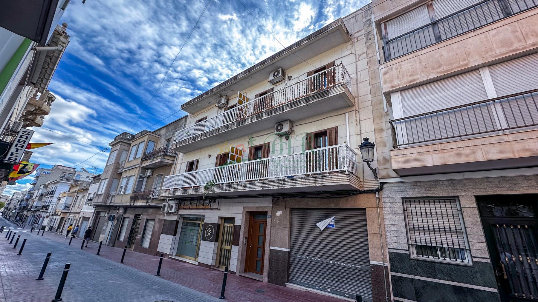 For sale of flat in Novelda