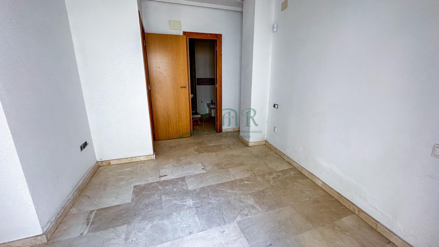 For sale of flat in Alicante