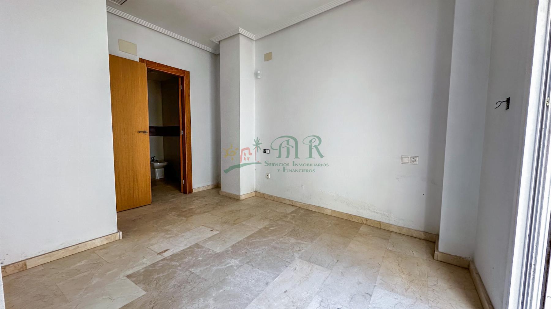 For sale of flat in Alicante