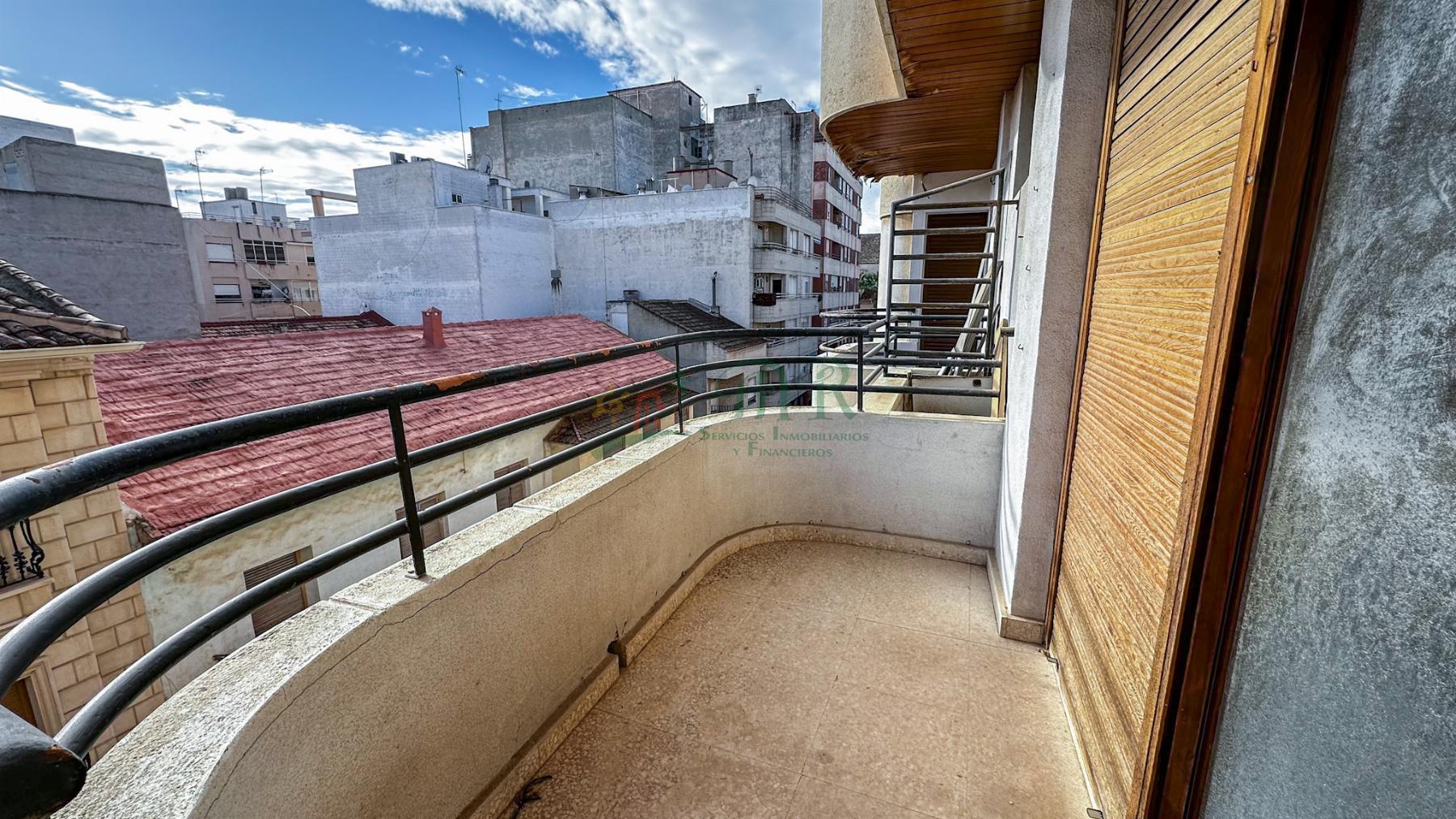 For sale of flat in Almoradí