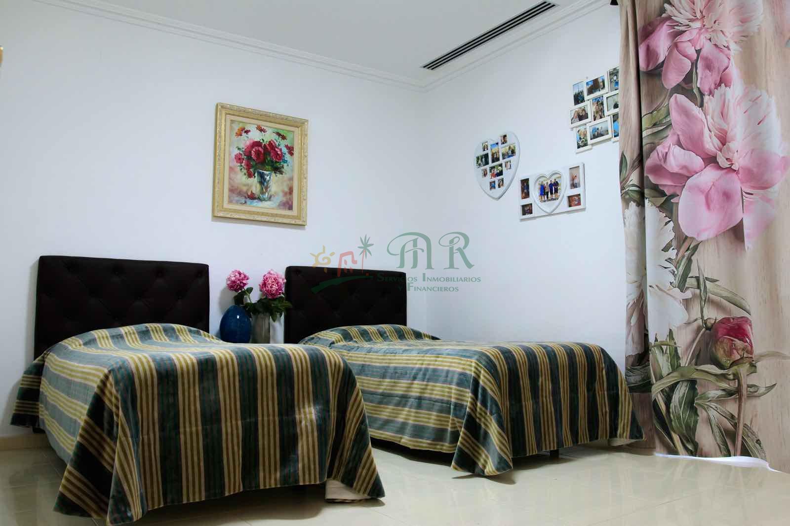 For sale of villa in Ciudad Quesada