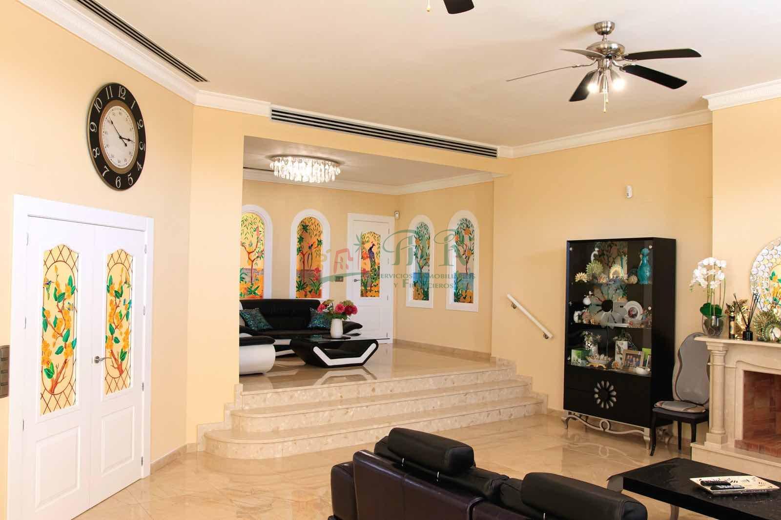 For sale of villa in Ciudad Quesada