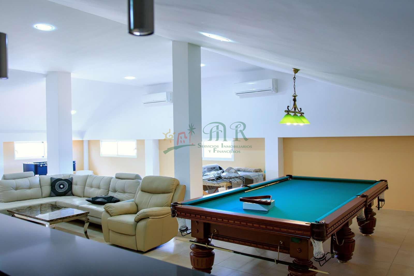 For sale of villa in Ciudad Quesada