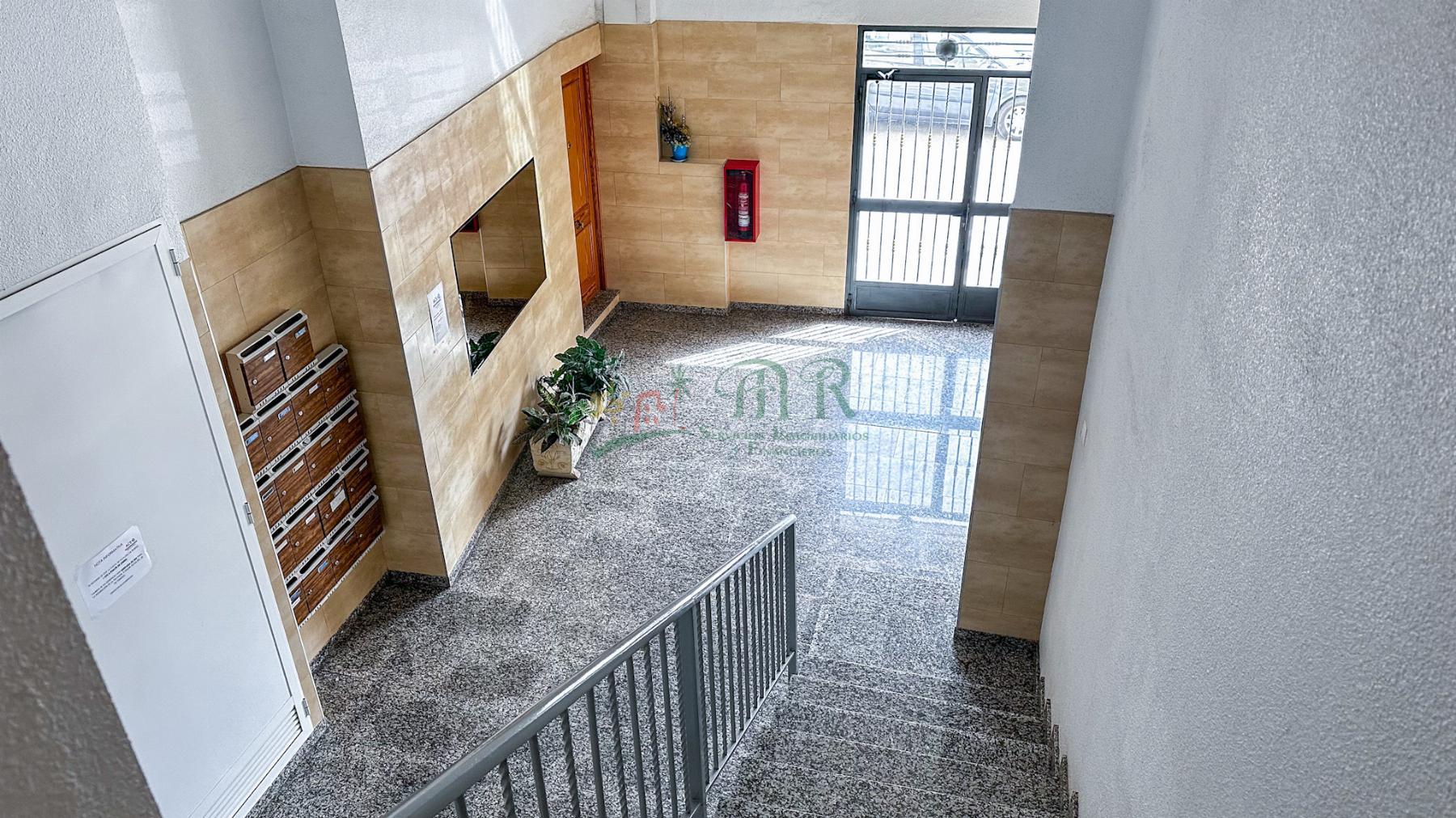 For sale of flat in Novelda