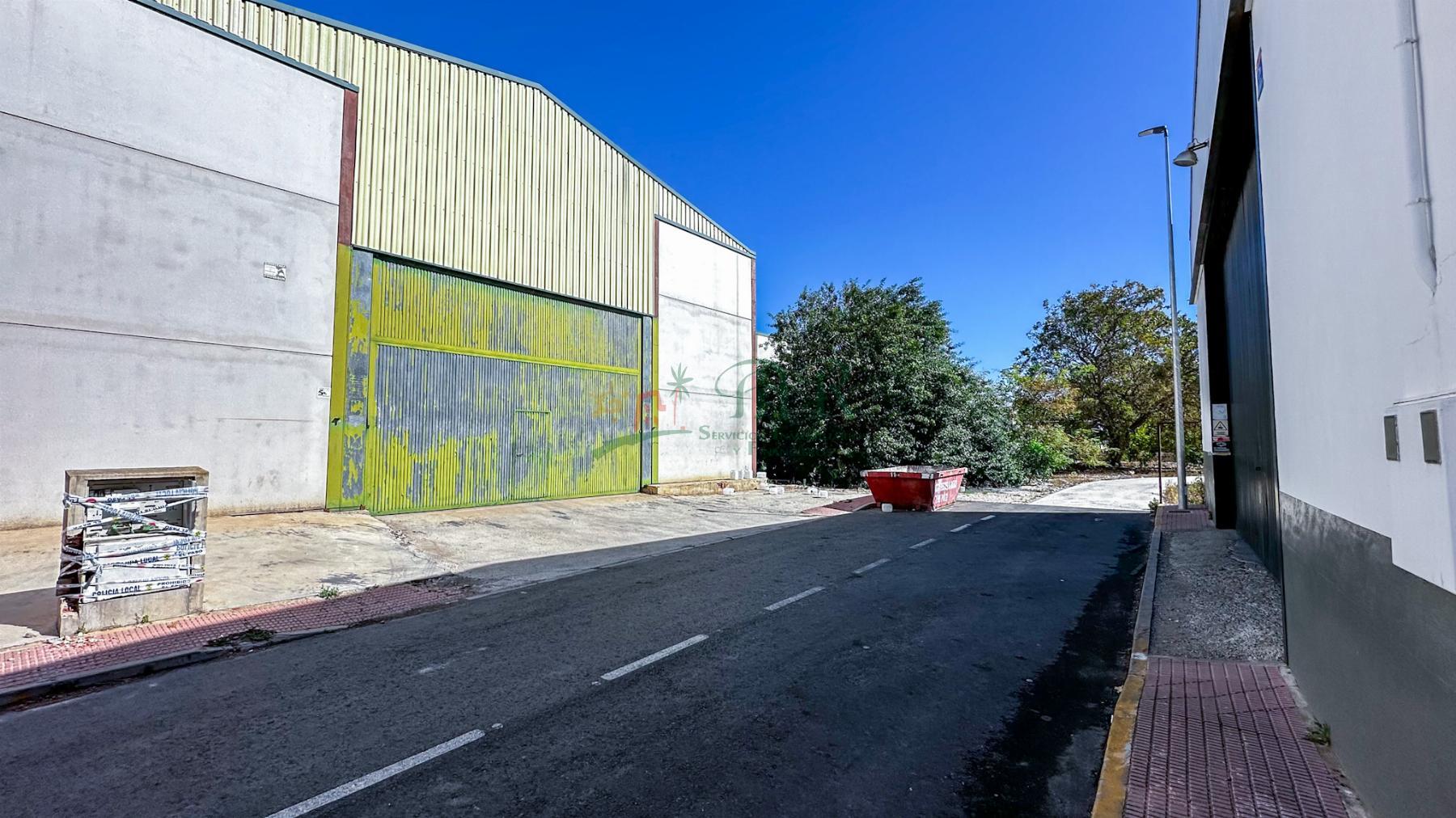 For sale of industrial plant/warehouse in Daya Nueva
