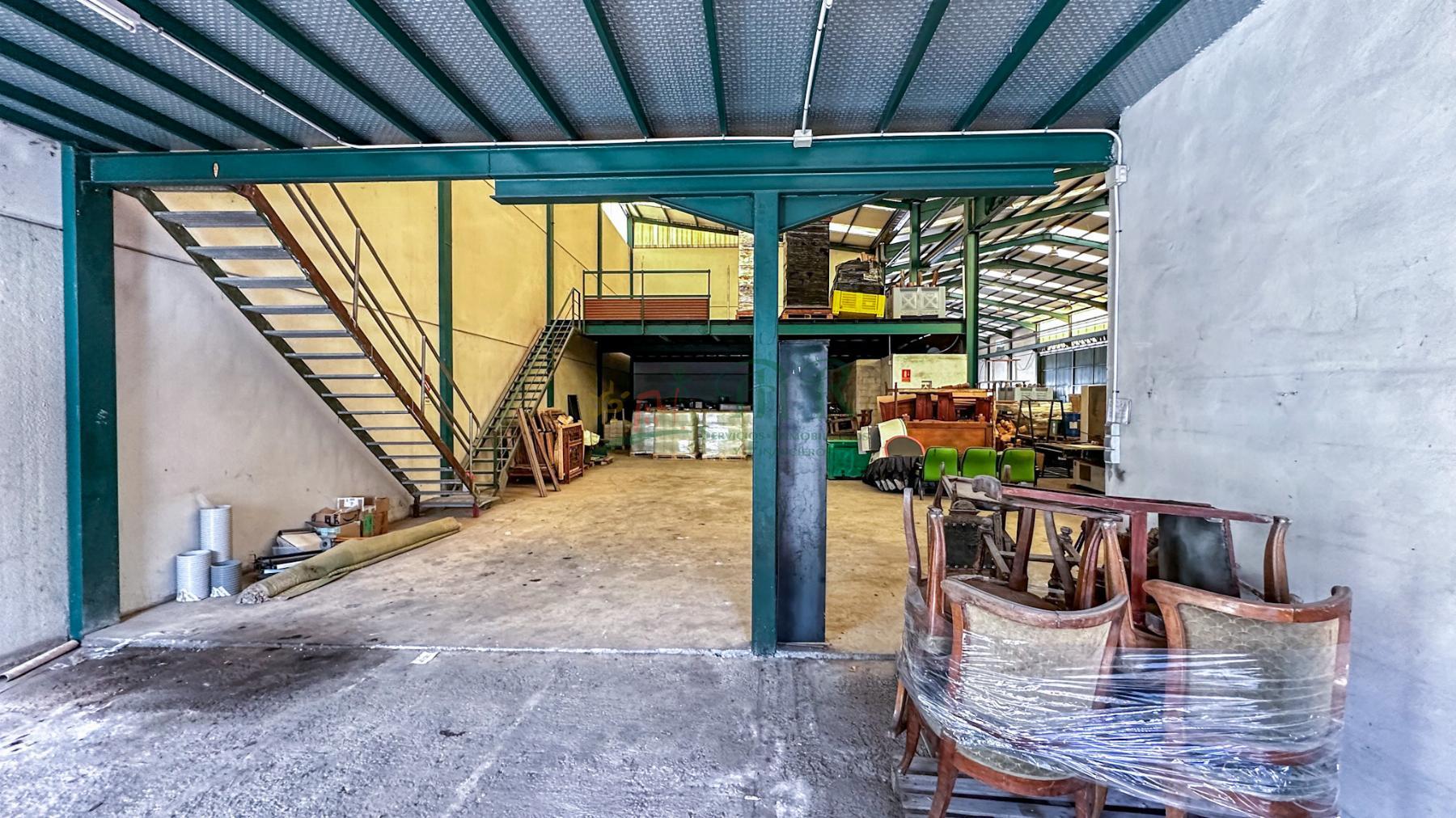 For sale of industrial plant/warehouse in Daya Nueva