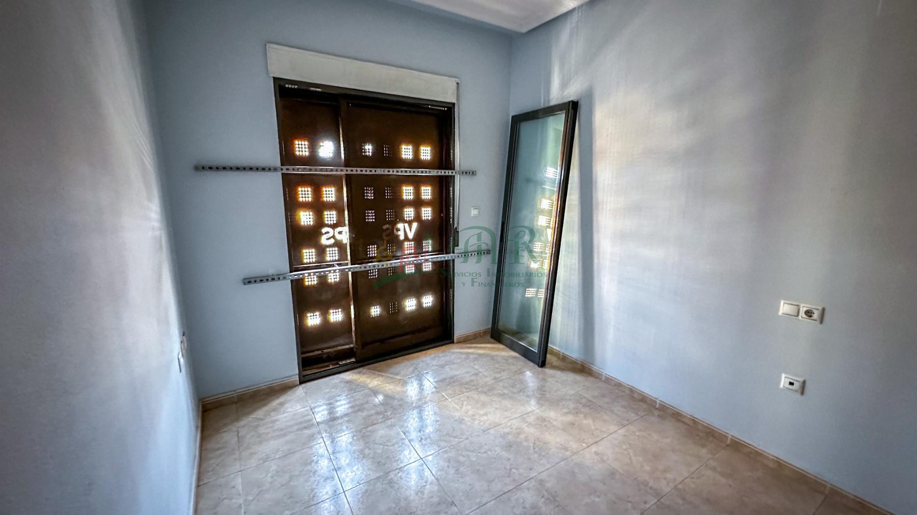 For sale of flat in Bigastro