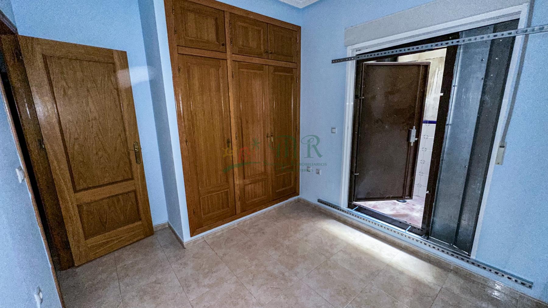 For sale of flat in Bigastro