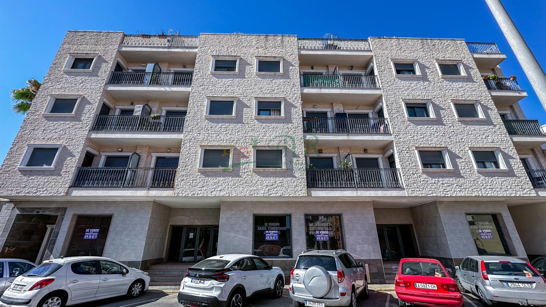 For sale of flat in Bigastro