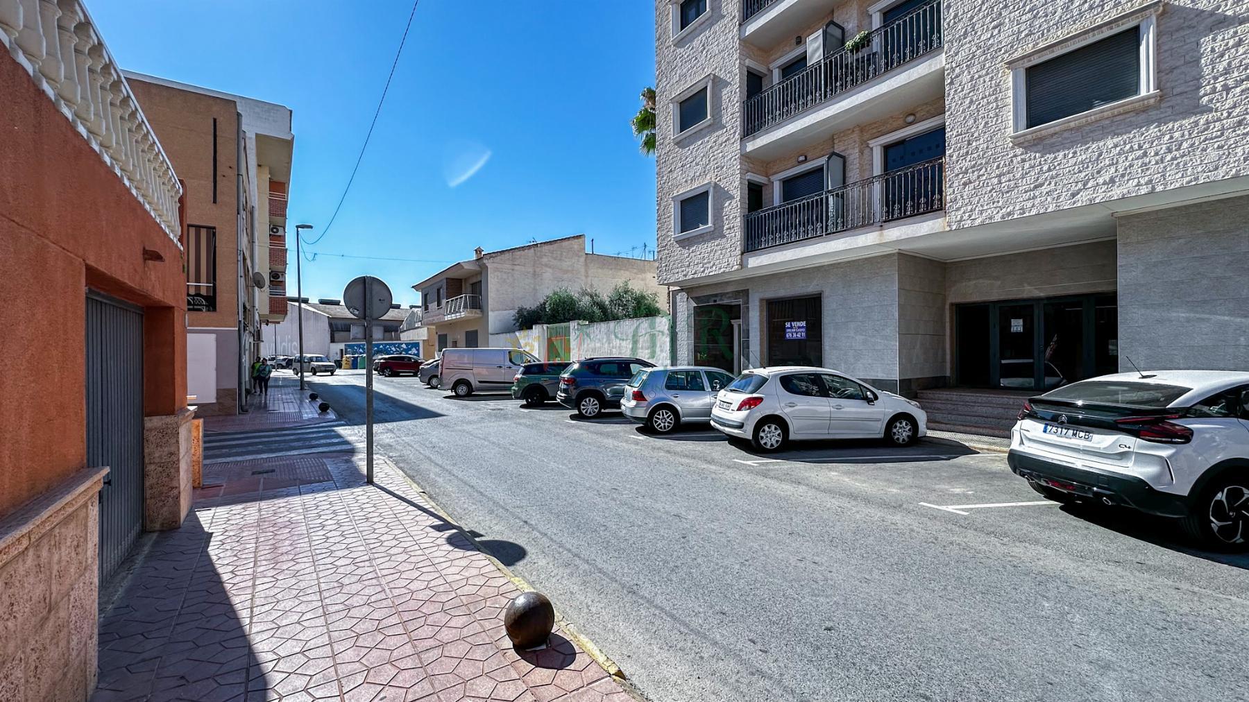 For sale of flat in Bigastro