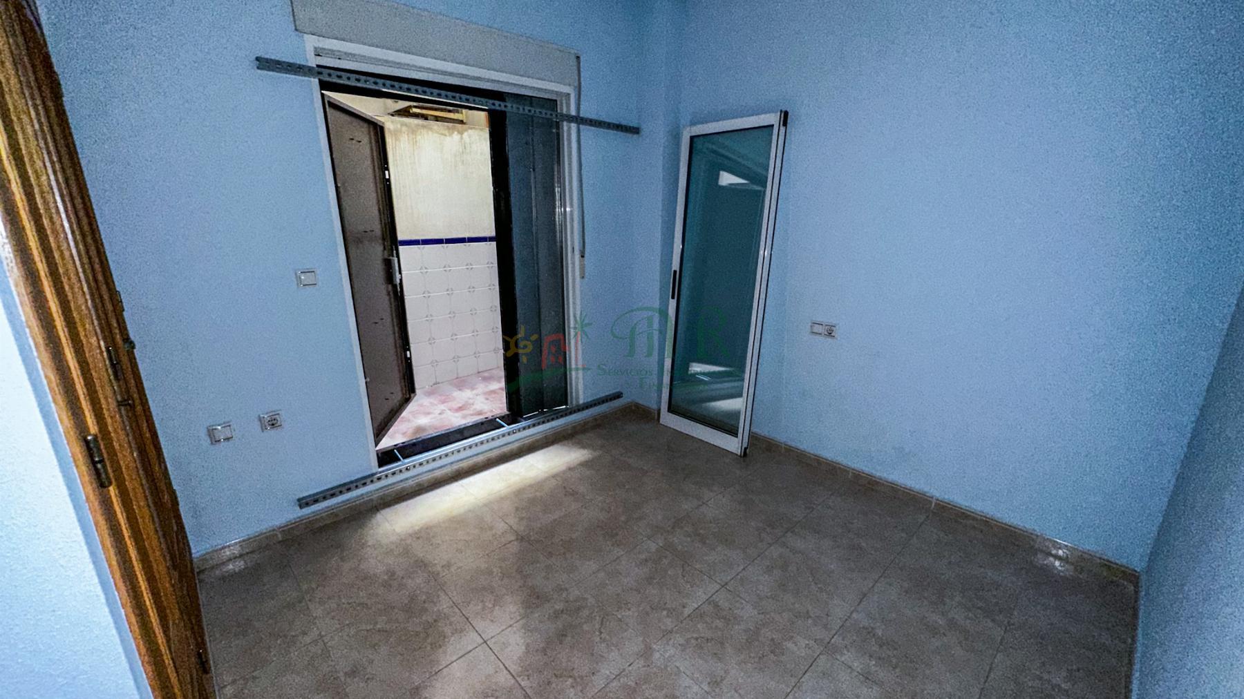 For sale of flat in Bigastro