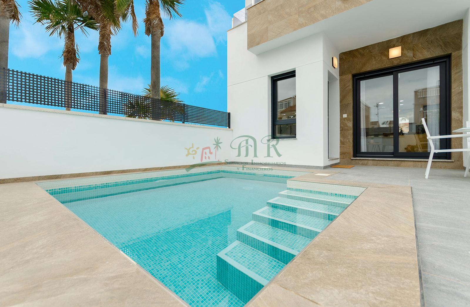For sale of villa in Torrevieja