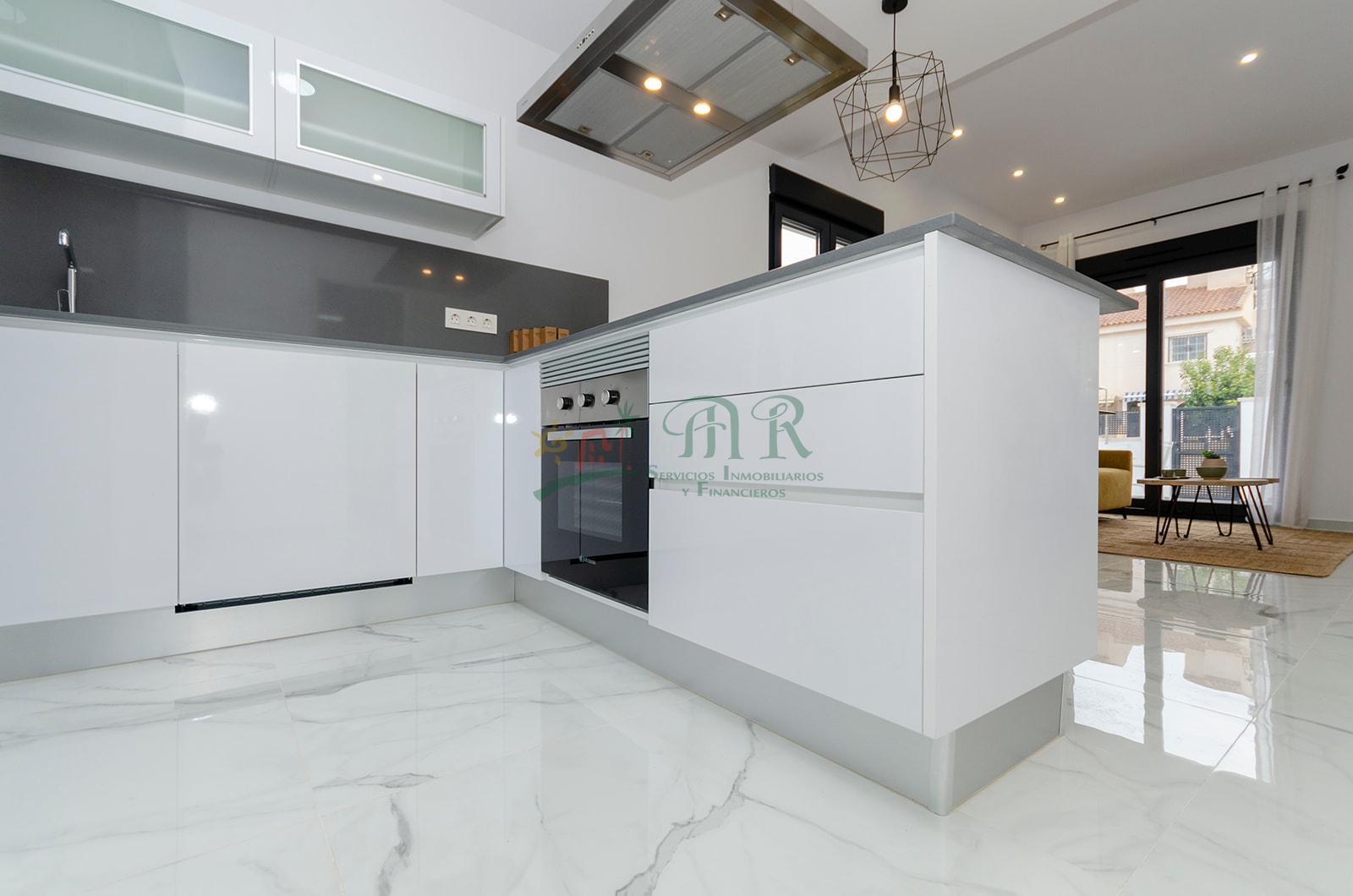 For sale of villa in Torrevieja