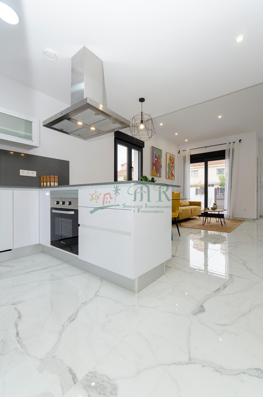 For sale of villa in Torrevieja