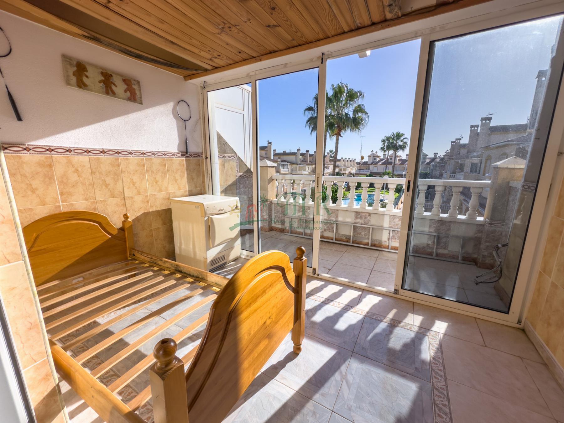 Venta de chalet en Orihuela Costa