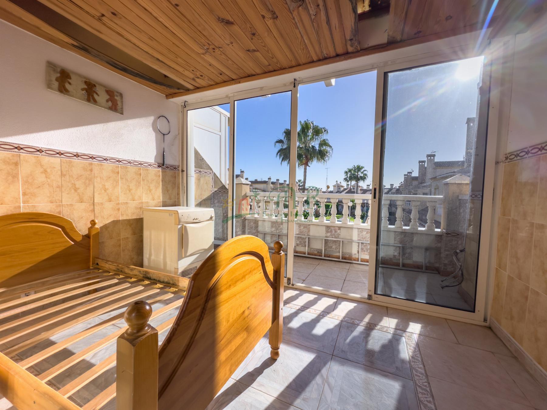 Venta de chalet en Orihuela Costa