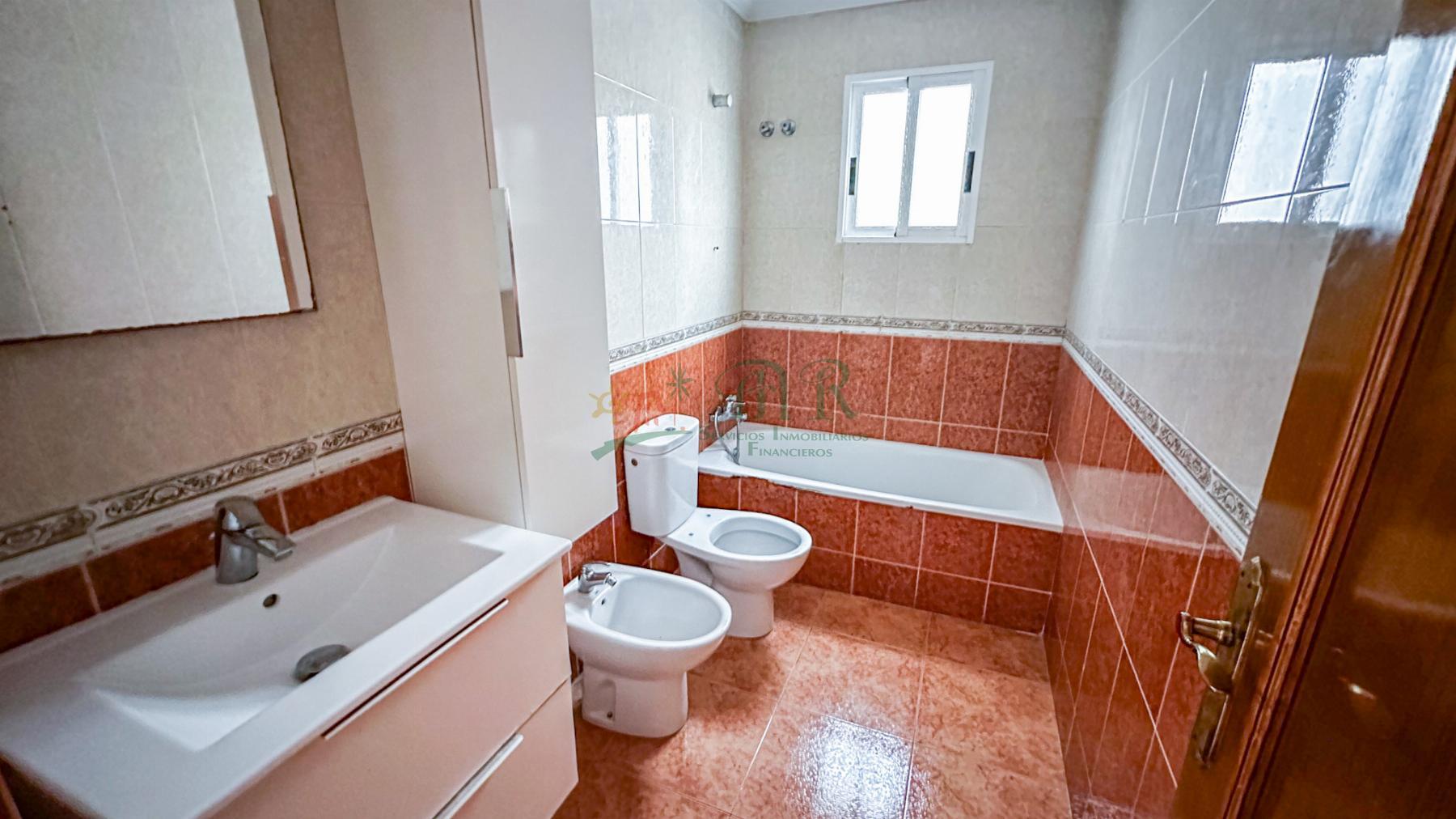 For sale of bungalow in Torrevieja