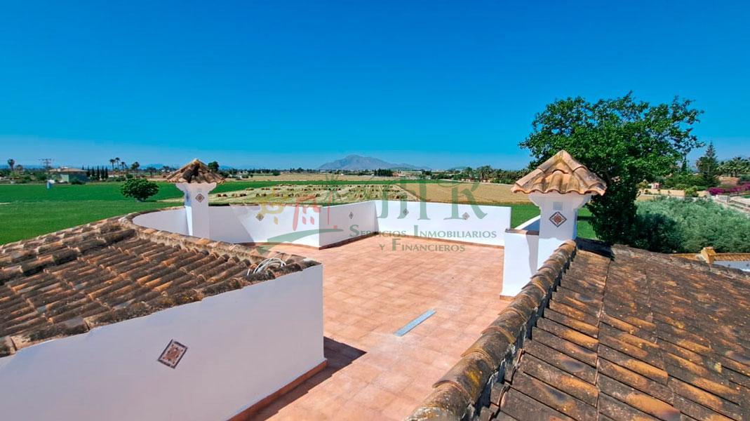 For sale of villa in Catral