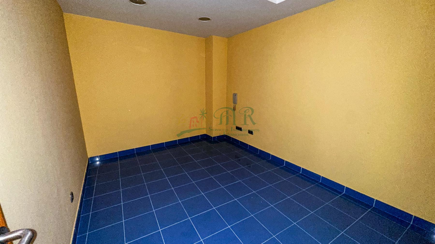 Venta de edificio en Albatera