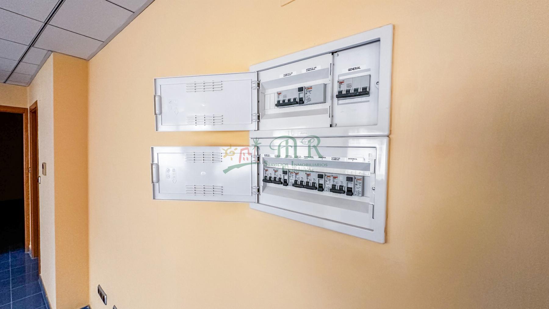 Venta de edificio en Albatera