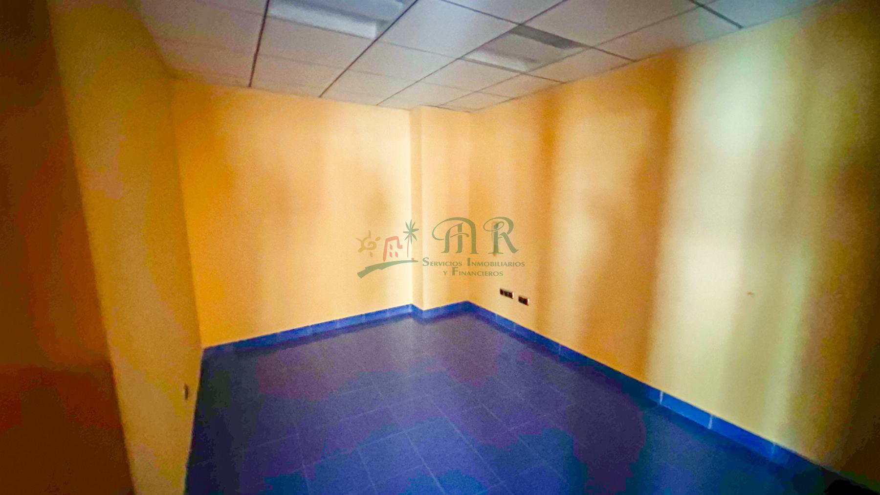 Venta de edificio en Albatera