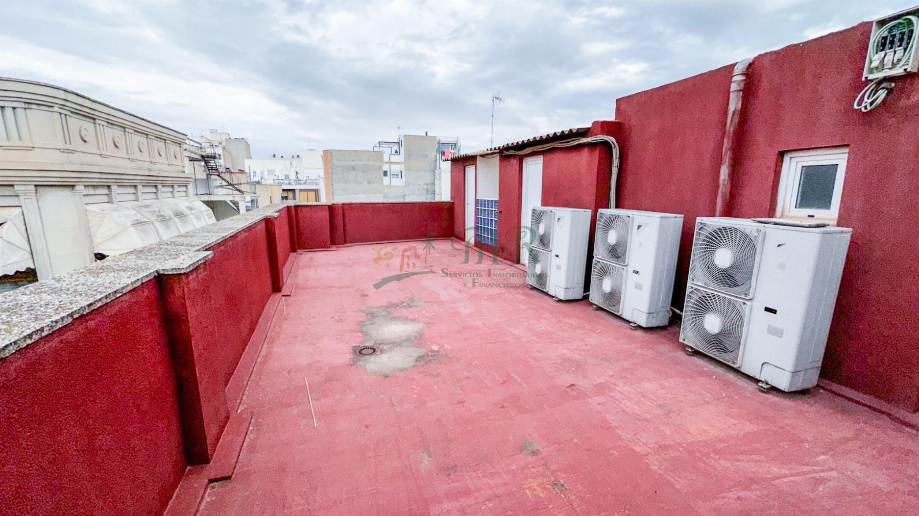 Venta de edificio en Albatera