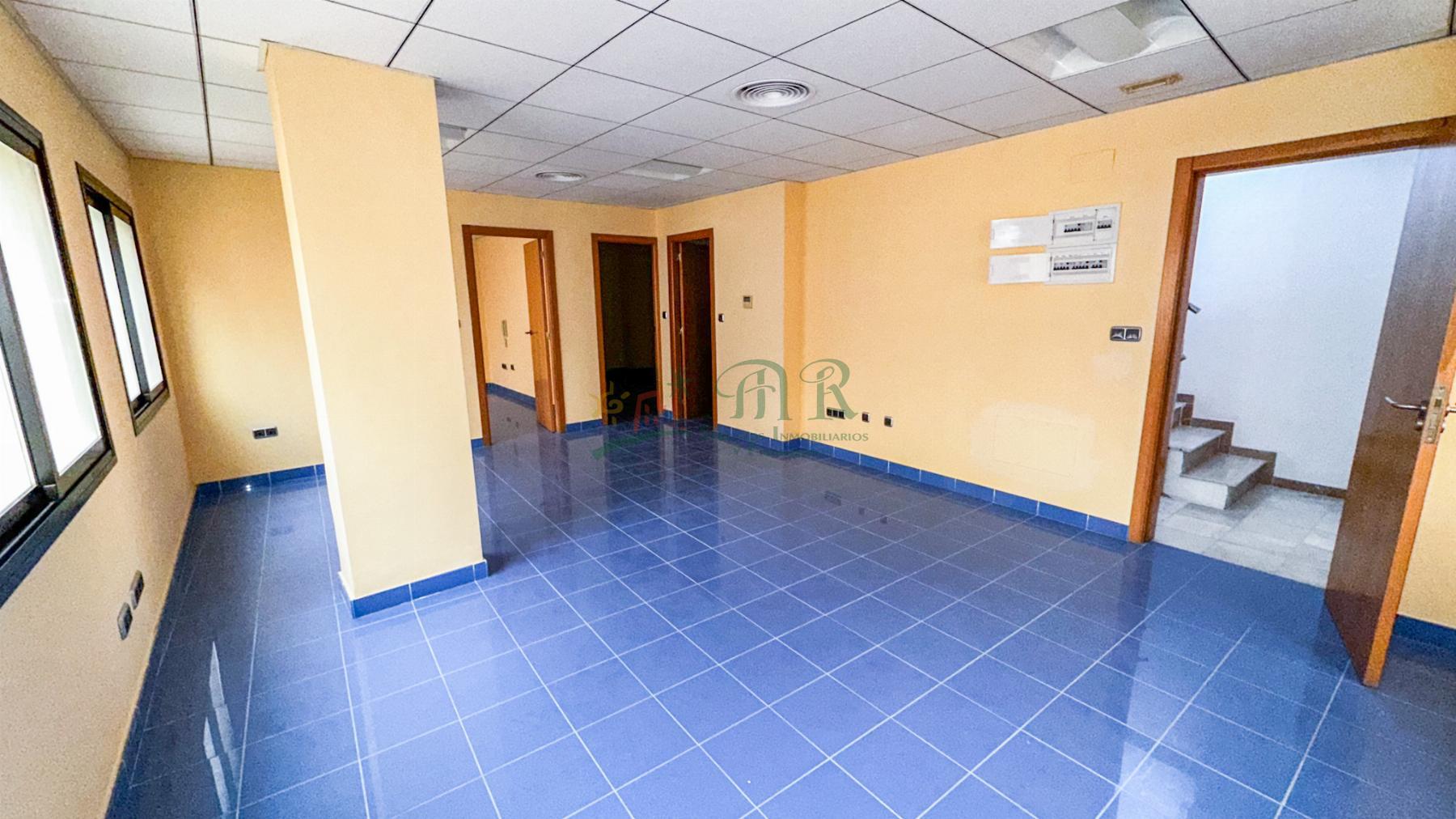 Venta de edificio en Albatera