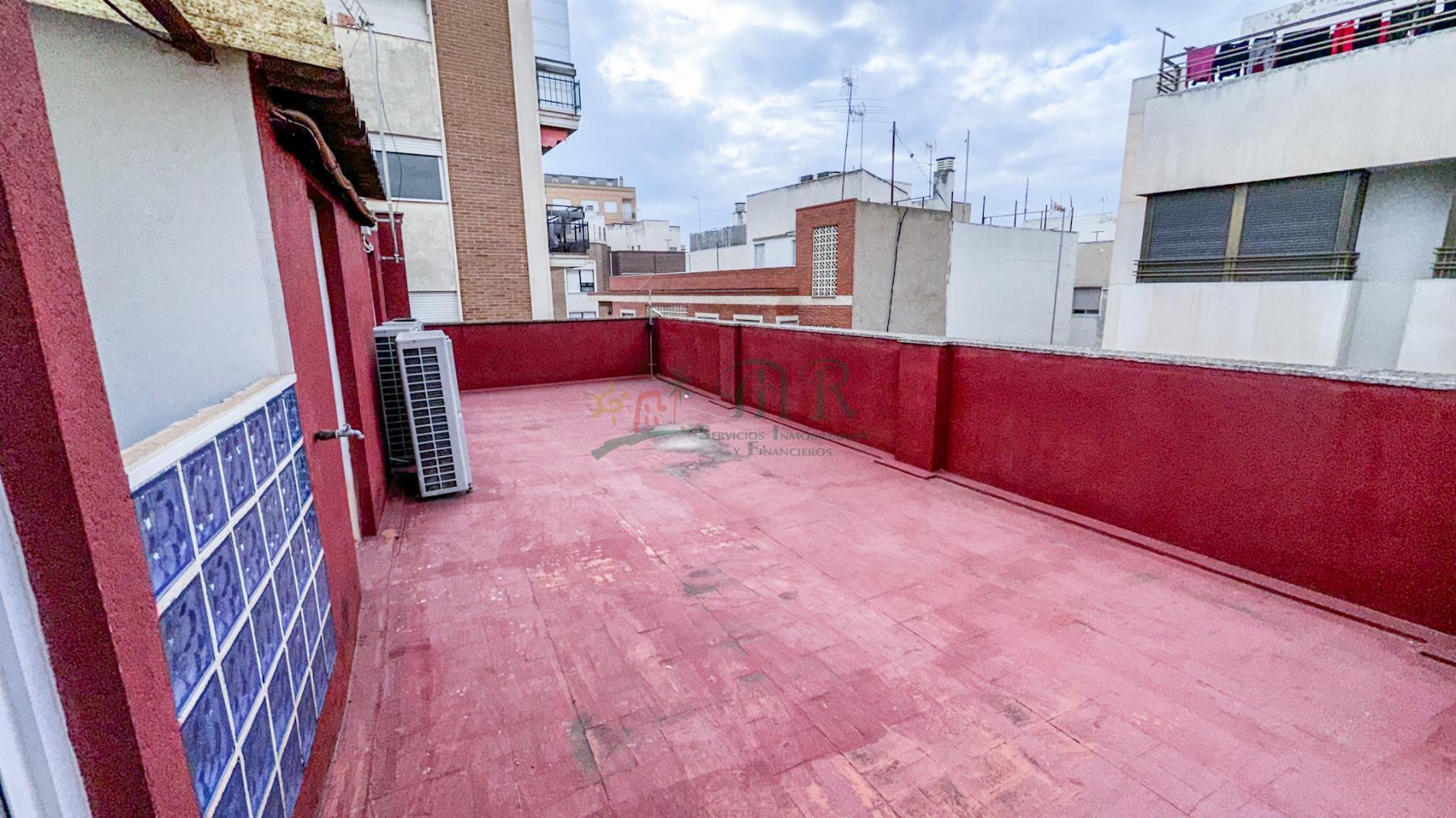 Venta de edificio en Albatera